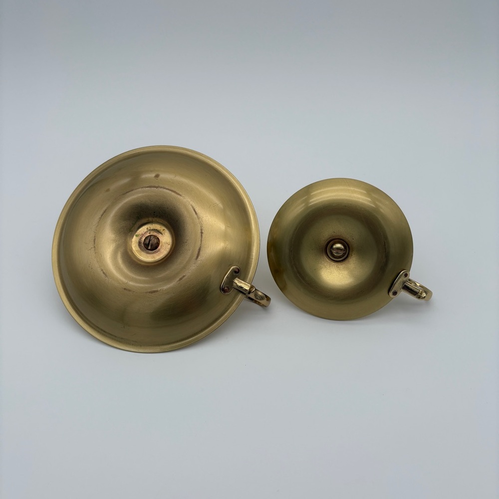 Pre-Owned 3 Elegant Brass Candle Holders With Finger Holder And Fire Snuffer - Picture 7 of 8